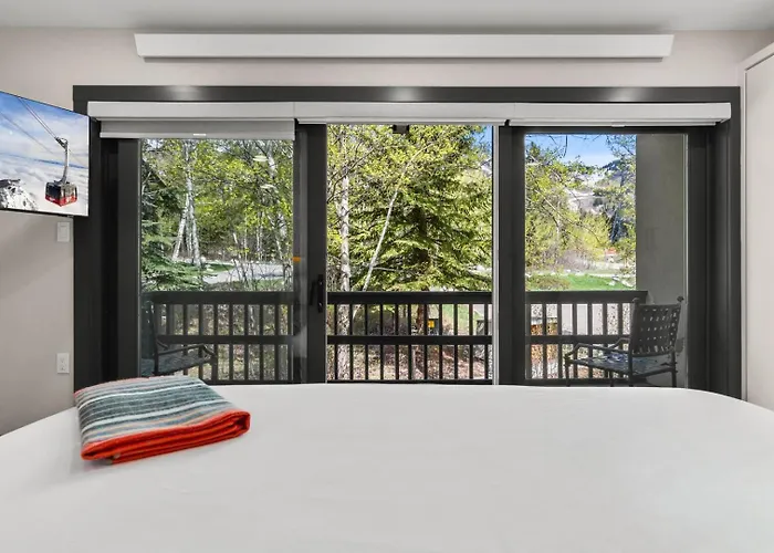 Rmr: Four Seasons I Unit 6 In * Teton Village